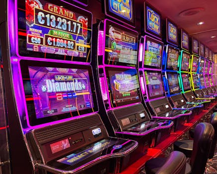Evolution of Online Slots: From Simple Reels to High-Tech Games